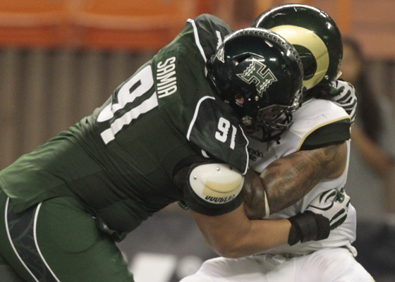 Moses Samia has the inside track at nose tackle. (Jamm Aquino / jaquino@staradvertiser.com)