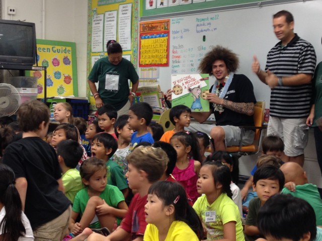 Isaac Fotu appeared at Waikiki Elementary to read to keiki last month.