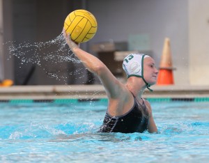 Femke Aan scored 51 goals in her freshman season with the Rainbow Wahine water polo team. Darryl Oumi/Special to the Star-Advertiser